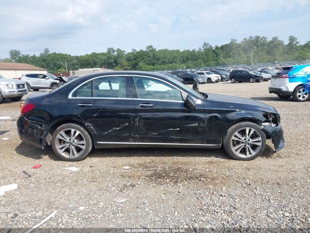 46056612 :رقم المزاد ، W1KWF8EB3LR570713 vin ، 2020 Mercedes-benz C 300 4matic مزاد بيع
