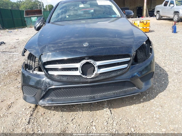 46056612 :رقم المزاد ، W1KWF8EB3LR570713 vin ، 2020 Mercedes-benz C 300 4matic مزاد بيع
