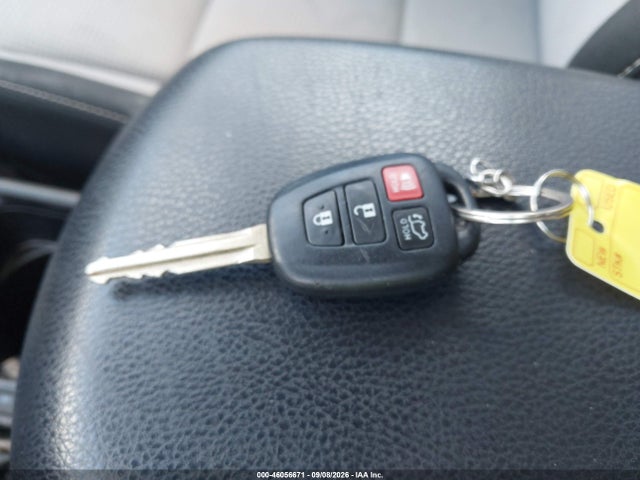 46056671 :رقم المزاد ، JTMWFREV8HJ108874 vin ، 2017 Toyota Rav4 Xle مزاد بيع