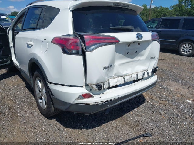 46056671 :رقم المزاد ، JTMWFREV8HJ108874 vin ، 2017 Toyota Rav4 Xle مزاد بيع
