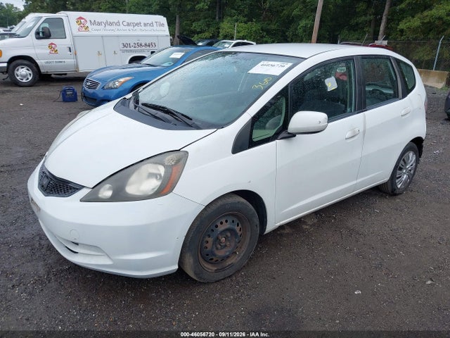 2013 Honda Fit მანქანა იყიდება აუქციონზე, vin: JHMGE8H32DC074701, აუქციონის ნომერი: 46056720