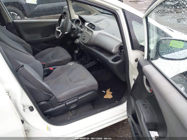2013 Honda Fit მანქანა იყიდება აუქციონზე, vin: JHMGE8H32DC074701, აუქციონის ნომერი: 46056720