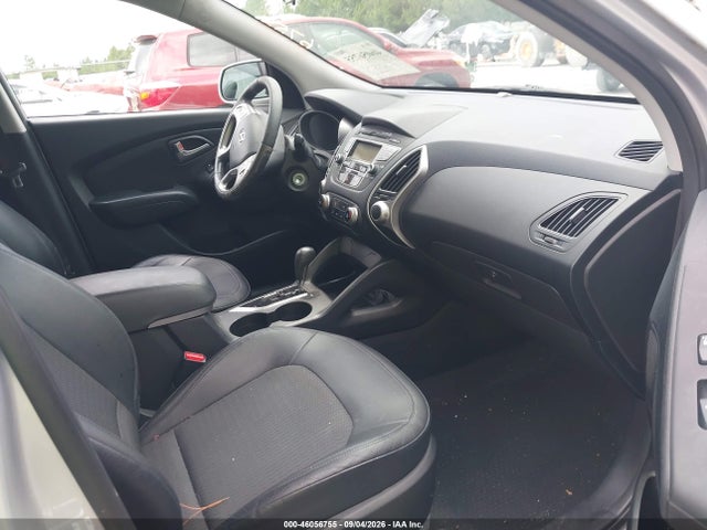 46056755 :رقم المزاد ، KM8JU3AC9BU260309 vin ، 2011 Hyundai Tucson Gls مزاد بيع