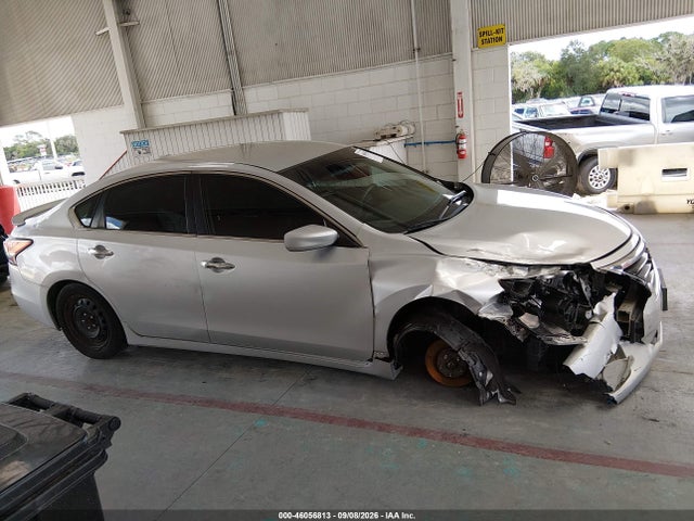 2015 Nissan Altima 2.5 S მანქანა იყიდება აუქციონზე, vin: 1N4AL3APXFC117445, აუქციონის ნომერი: 46056813