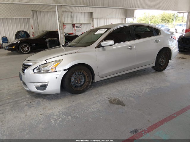 2015 Nissan Altima 2.5 S მანქანა იყიდება აუქციონზე, vin: 1N4AL3APXFC117445, აუქციონის ნომერი: 46056813