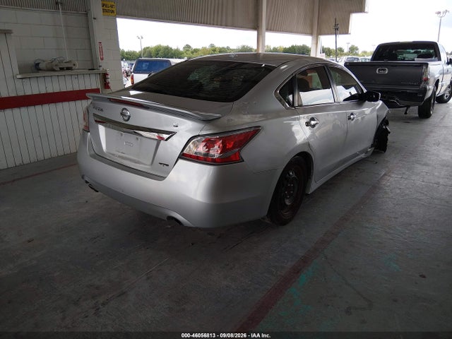 2015 Nissan Altima 2.5 S მანქანა იყიდება აუქციონზე, vin: 1N4AL3APXFC117445, აუქციონის ნომერი: 46056813