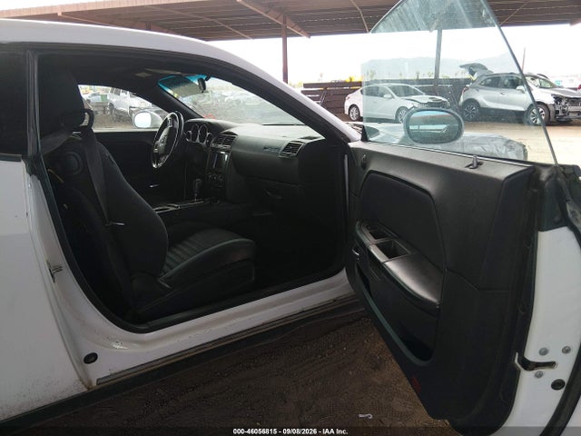 46056815 :رقم المزاد ، 2C3CDYAG1DH719131 vin ، 2013 Dodge Challenger Sxt مزاد بيع
