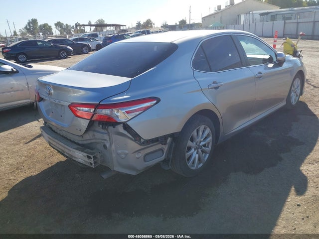 2018 Toyota Camry Le მანქანა იყიდება აუქციონზე, vin: 4T1B11HK8JU591539, აუქციონის ნომერი: 46056865