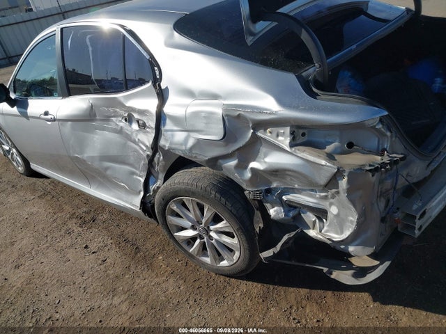 2018 Toyota Camry Le მანქანა იყიდება აუქციონზე, vin: 4T1B11HK8JU591539, აუქციონის ნომერი: 46056865