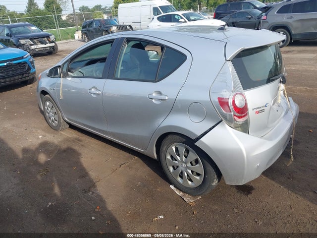 Продаж на аукціоні авто 2014 Toyota Prius C Two, vin: JTDKDTB3XE1079491, номер лоту: 46056869