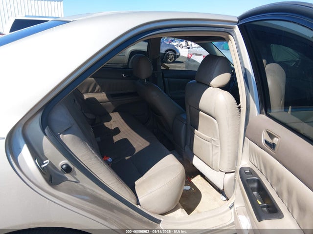 46056902 :رقم المزاد ، 4T1BE32K75U031364 vin ، 2005 Toyota Camry Le مزاد بيع