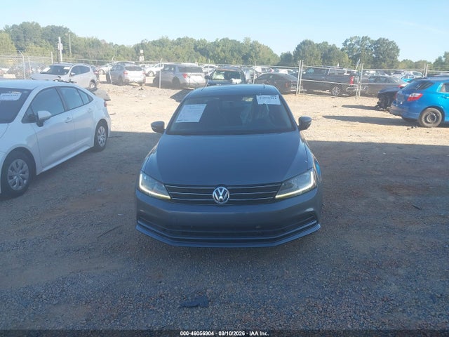 2017 Volkswagen Jetta 1.4t Se მანქანა იყიდება აუქციონზე, vin: 3VWDB7AJ4HM202017, აუქციონის ნომერი: 46056904