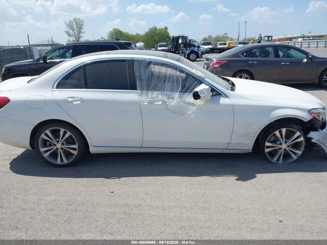 46056965 :رقم المزاد ، 55SWF4KB9GU139648 vin ، 2016 Mercedes-benz C 300 4matic مزاد بيع