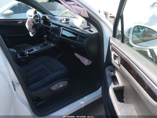 Porsche Macan 2019 WP1AA2A50KLB02079 Image 5