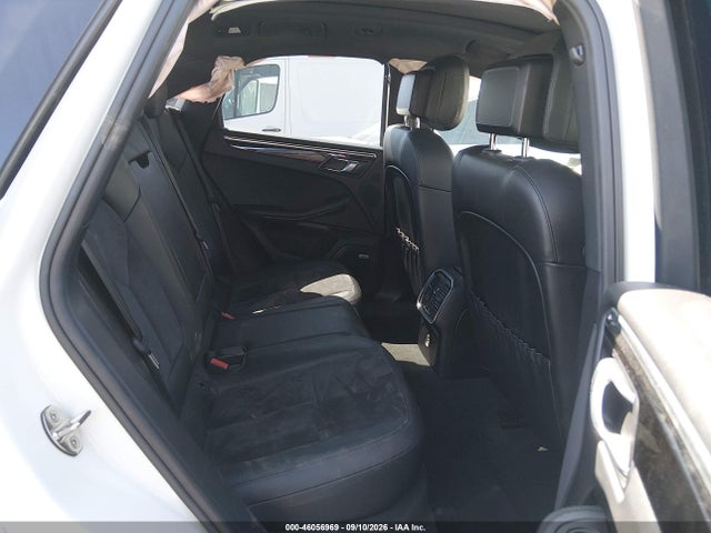 Porsche Macan 2019 WP1AA2A50KLB02079 Image 8