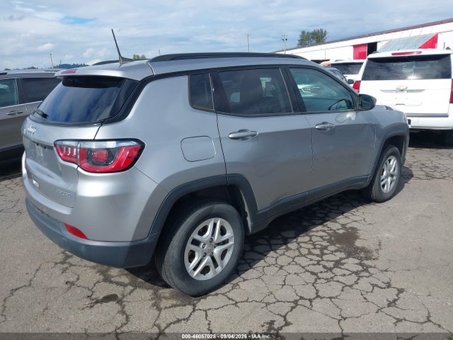 Jeep Compass Sport 4x4 2018 3C4NJDAB0JT392301 Image 4