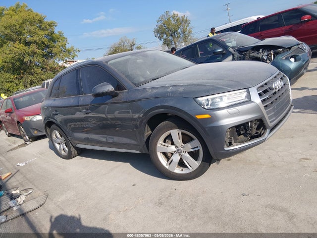 Продаж на аукціоні авто 2018 Audi Q5 2.0t Premium/2.0t Tech Premium, vin: WA1ANAFY1J2087447, номер лоту: 46057063