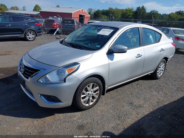 46057099 :رقم المزاد ، 3N1CN7AP8JL858374 vin ، 2018 Nissan Versa 1.6 Sv مزاد بيع