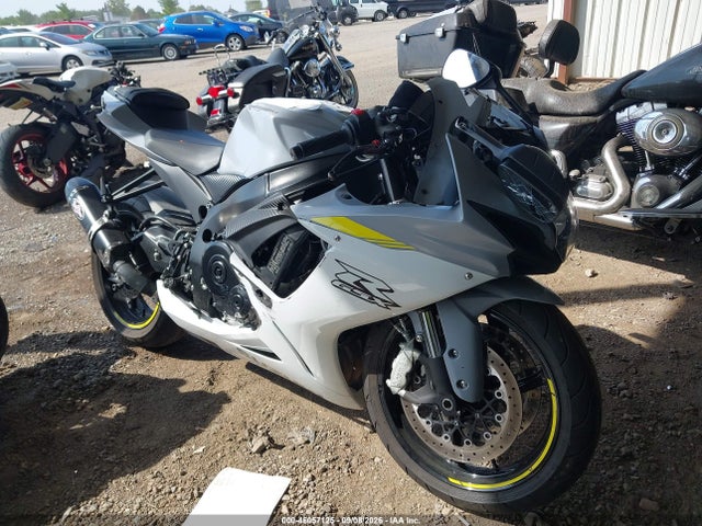 2022 Suzuki Gsx-r600 მანქანა იყიდება აუქციონზე, vin: JS1GN7FAXN7101130, აუქციონის ნომერი: 46057125