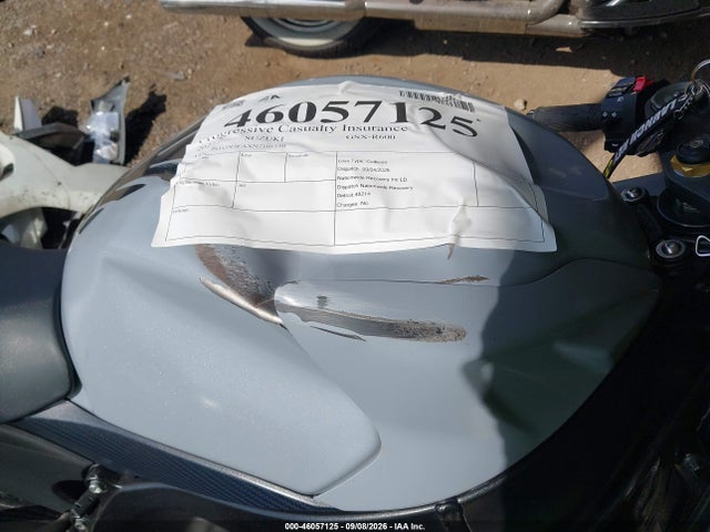 46057125 :رقم المزاد ، JS1GN7FAXN7101130 vin ، 2022 Suzuki Gsx-r600 مزاد بيع
