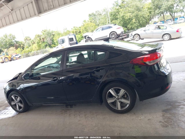 2018 Kia Forte S მანქანა იყიდება აუქციონზე, vin: 3KPFL4A77JE186763, აუქციონის ნომერი: 46057129