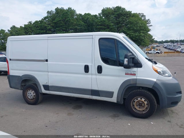 46057184 :رقم المزاد ، 3C6TRVAG5HE552423 vin ، 2017 Ram Promaster 1500 Low Roof 136 Wb مزاد بيع