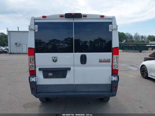 46057184 :رقم المزاد ، 3C6TRVAG5HE552423 vin ، 2017 Ram Promaster 1500 Low Roof 136 Wb مزاد بيع