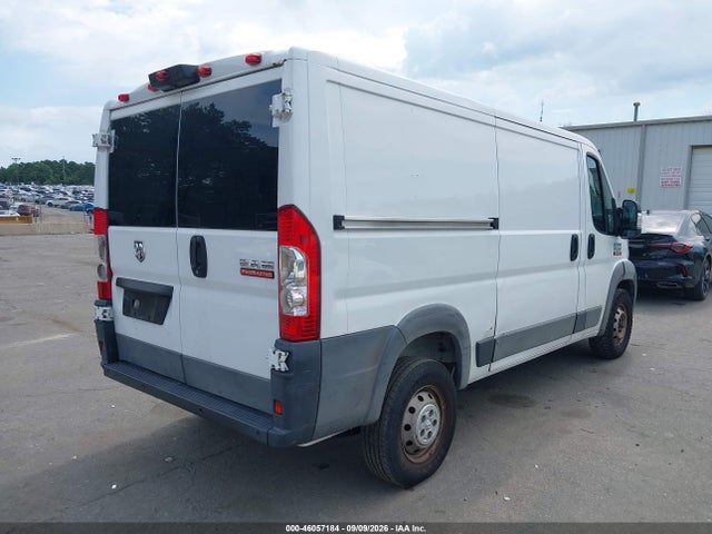 46057184 :رقم المزاد ، 3C6TRVAG5HE552423 vin ، 2017 Ram Promaster 1500 Low Roof 136 Wb مزاد بيع