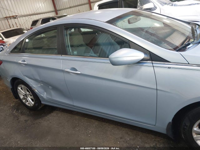 46057189 :رقم المزاد ، 5NPEB4AC9DH676567 vin ، 2013 Hyundai Sonata Gls مزاد بيع