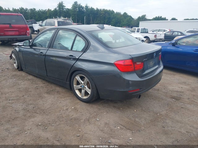 BMW 320i Xdrive 2015 WBA3C3G5XFNS73205 Image 3