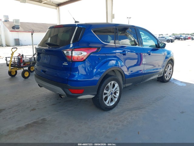 Продажа на аукционе авто 2017 Ford Escape Se, vin: 1FMCU0GD8HUB41263, номер лота: 46057223