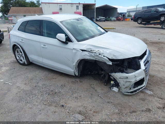 46057229 :رقم المزاد ، WA1ANAFY6K2114899 vin ، 2019 Audi Q5 45 Premium مزاد بيع