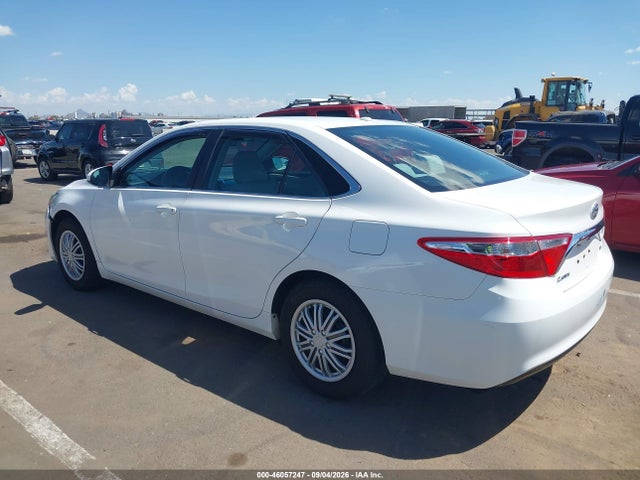 Toyota CAMRY LE 2015 4T1BF1FK3FU087606 Image 3