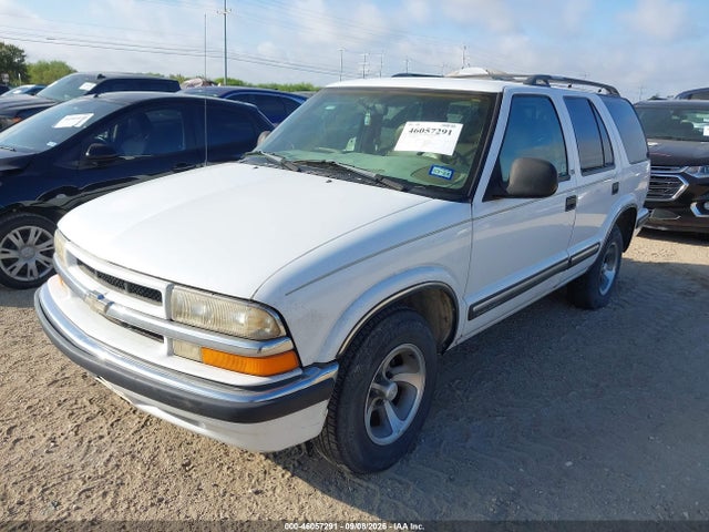 1998 Chevrolet Blazer Lt მანქანა იყიდება აუქციონზე, vin: 1GNCS13W5WK117817, აუქციონის ნომერი: 46057291