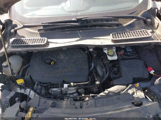 46057294 :رقم المزاد ، 1FMCU9GD6JUA66055 vin ، 2018 Ford Escape Se مزاد بيع