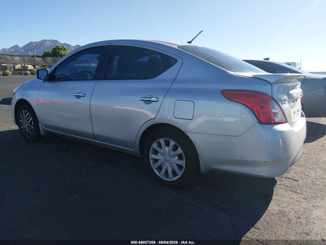 2015 Nissan Versa 1.6 Sv მანქანა იყიდება აუქციონზე, vin: 3N1CN7AP4FL808675, აუქციონის ნომერი: 46057359