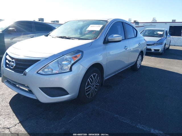 2015 Nissan Versa 1.6 Sv მანქანა იყიდება აუქციონზე, vin: 3N1CN7AP4FL808675, აუქციონის ნომერი: 46057359