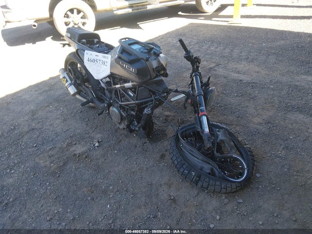 Aukcja sprzedaży 2023 Husqvarna Vitpilen 401/svartpilen 401, vin: MD2JUJ407PC224166, numer aukcji: 46057382