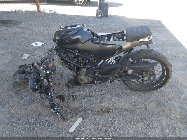 Aukcja sprzedaży 2023 Husqvarna Vitpilen 401/svartpilen 401, vin: MD2JUJ407PC224166, numer aukcji: 46057382