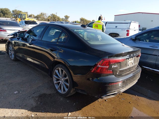 Продаж на аукціоні авто 2021 Volvo S60 T5 Momentum, vin: 7JR102TZ0MG107767, номер лоту: 46057439