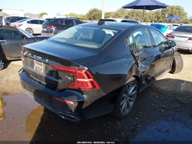 Продаж на аукціоні авто 2021 Volvo S60 T5 Momentum, vin: 7JR102TZ0MG107767, номер лоту: 46057439