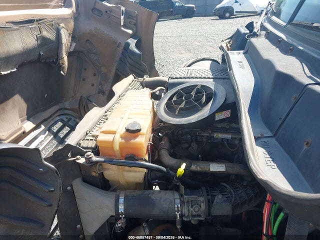 46057457 :رقم المزاد ، 3AKJGHDV4ESFU9730 vin ، 2014 Freightliner Cascadia 113 مزاد بيع