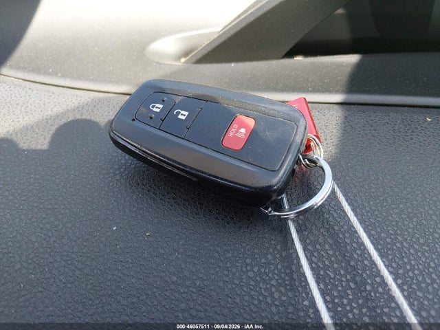 Toyota Prius Three Touring 2016 JTDKARFU5G3026803 Image 11