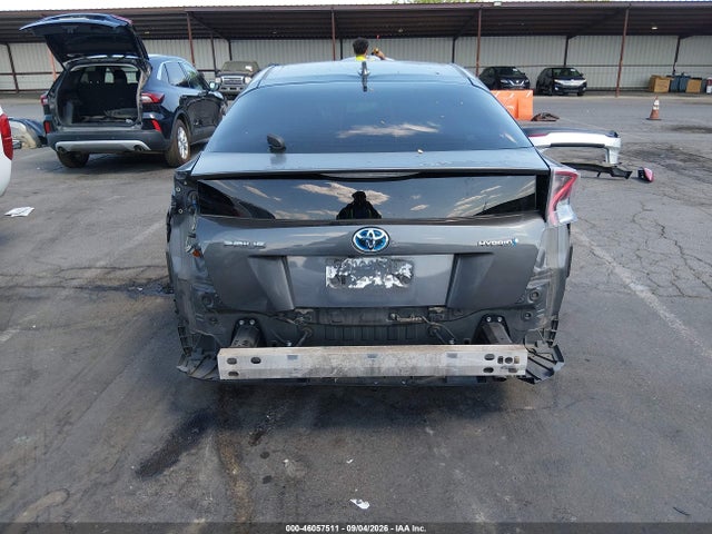 Toyota Prius Three Touring 2016 JTDKARFU5G3026803 Image 18