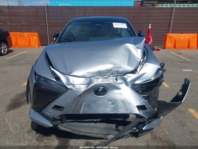 46057536 :رقم المزاد ، JTJABABB1RA002587 vin ، 2024 Lexus Rz 300e Premium مزاد بيع