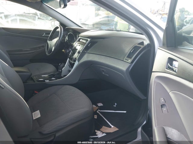 Продажа на аукционе авто 2013 Hyundai Sonata Gls, vin: 5NPEB4AC1DH561204, номер лота: 46057648