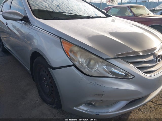 Продажа на аукционе авто 2013 Hyundai Sonata Gls, vin: 5NPEB4AC1DH561204, номер лота: 46057648