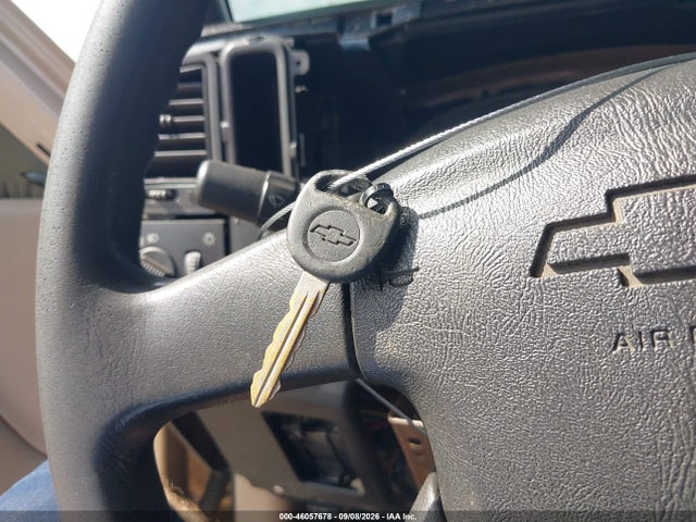 46057678 :رقم المزاد ، 1GCEC14ZX5Z281061 vin ، 2005 Chevrolet Silverado 1500 Work Truck مزاد بيع