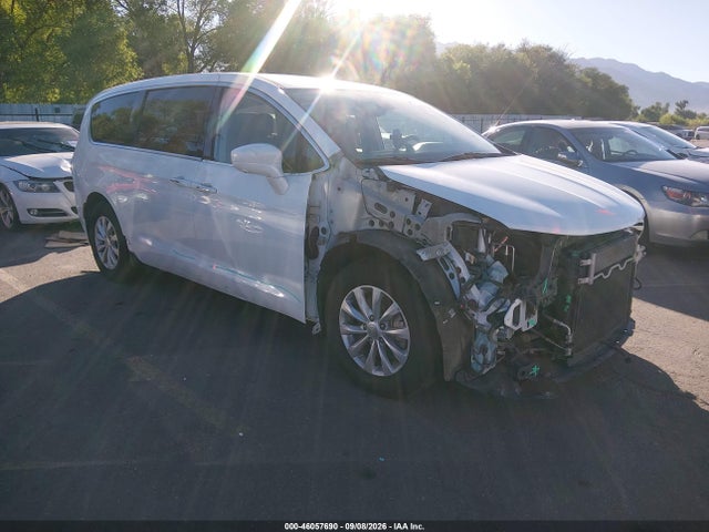 Aukcja sprzedaży 2019 Chrysler Pacifica Touring Plus, vin: 2C4RC1FG4KR679062, numer aukcji: 46057690