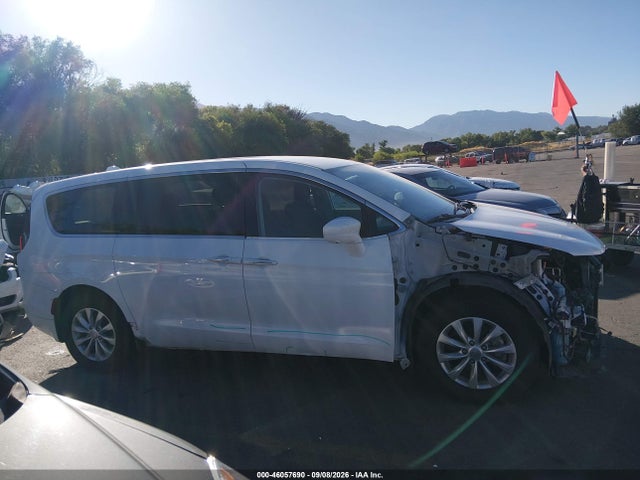 Aukcja sprzedaży 2019 Chrysler Pacifica Touring Plus, vin: 2C4RC1FG4KR679062, numer aukcji: 46057690